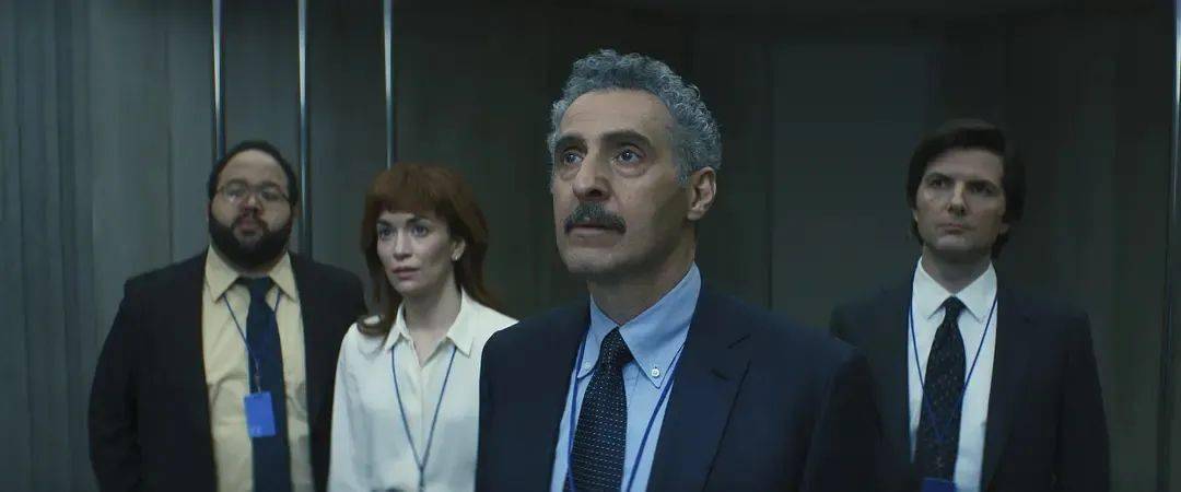 这部科技惊悚剧，打工人都应该去看看