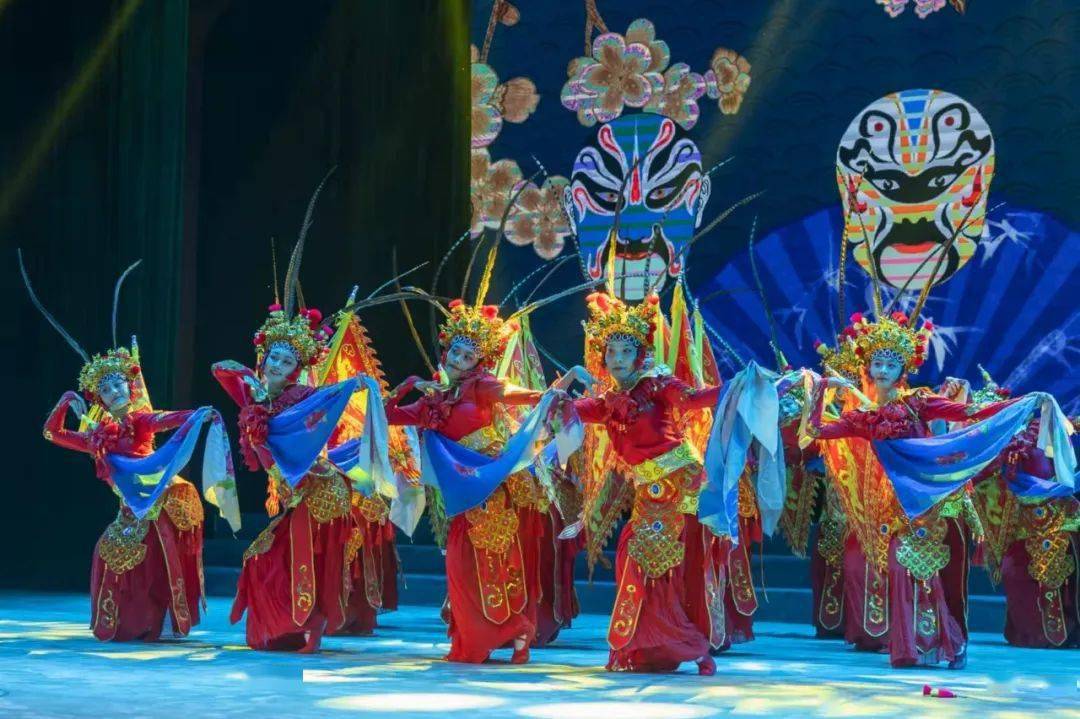 来自中共营口市委宣传部,营口市教育局,西市区公安分局,西市区西大庙