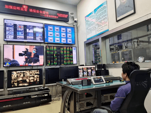 云霄电视转播台全力保障两会期间广播电视安全播出