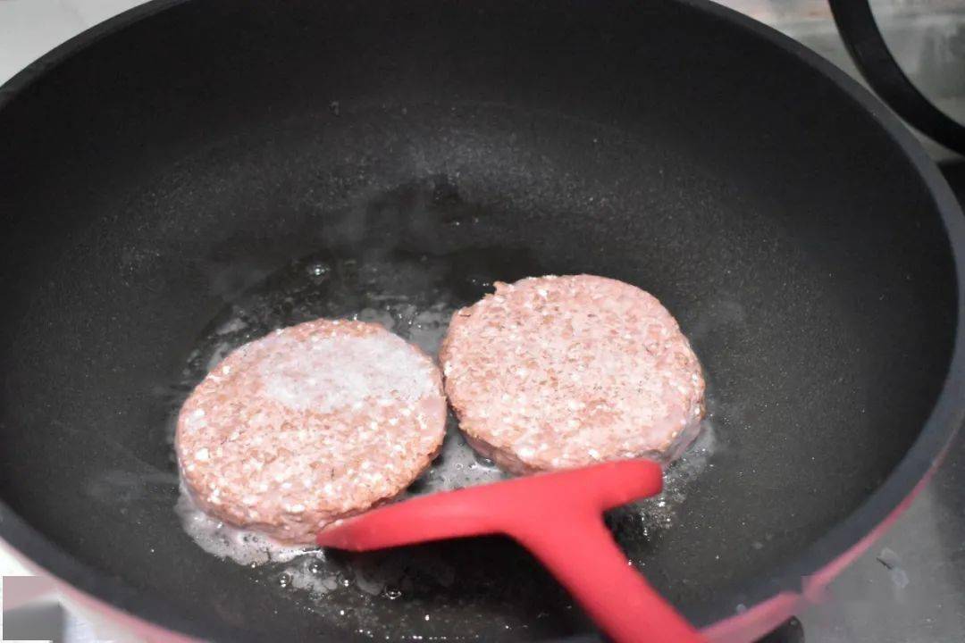 做法|春天就该给孩子做这早餐，营养搭配，做法简单但孩子特爱吃，试试吧