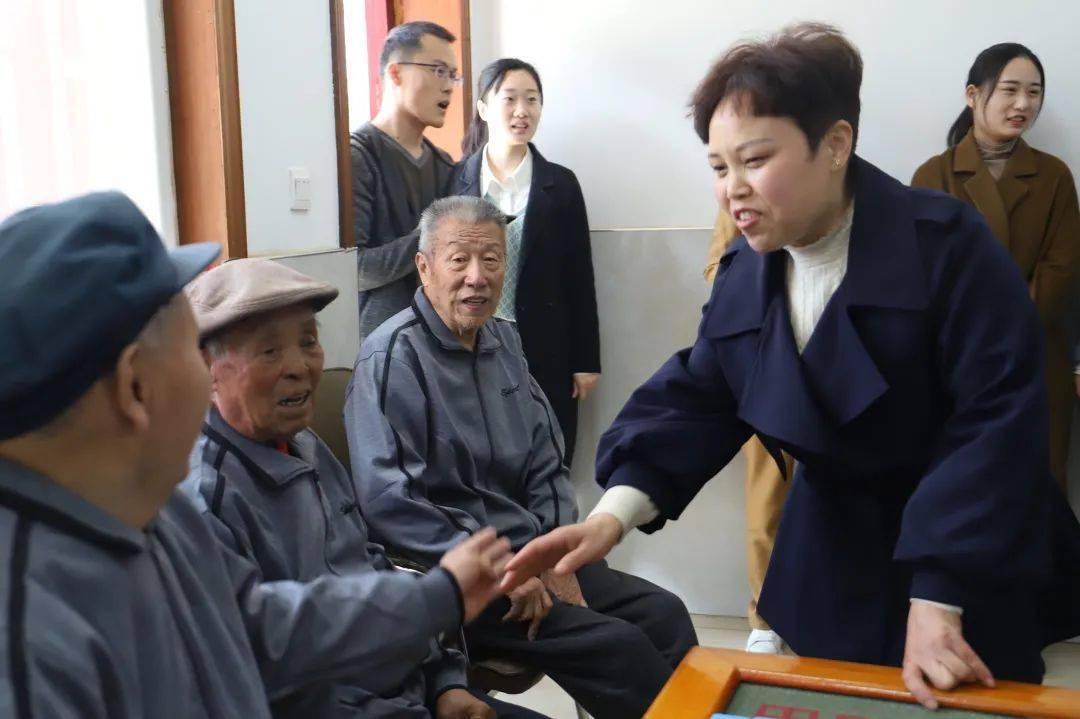 【新闻】"卫国戍边英雄"王焯冉母亲杨素香:儿子为国