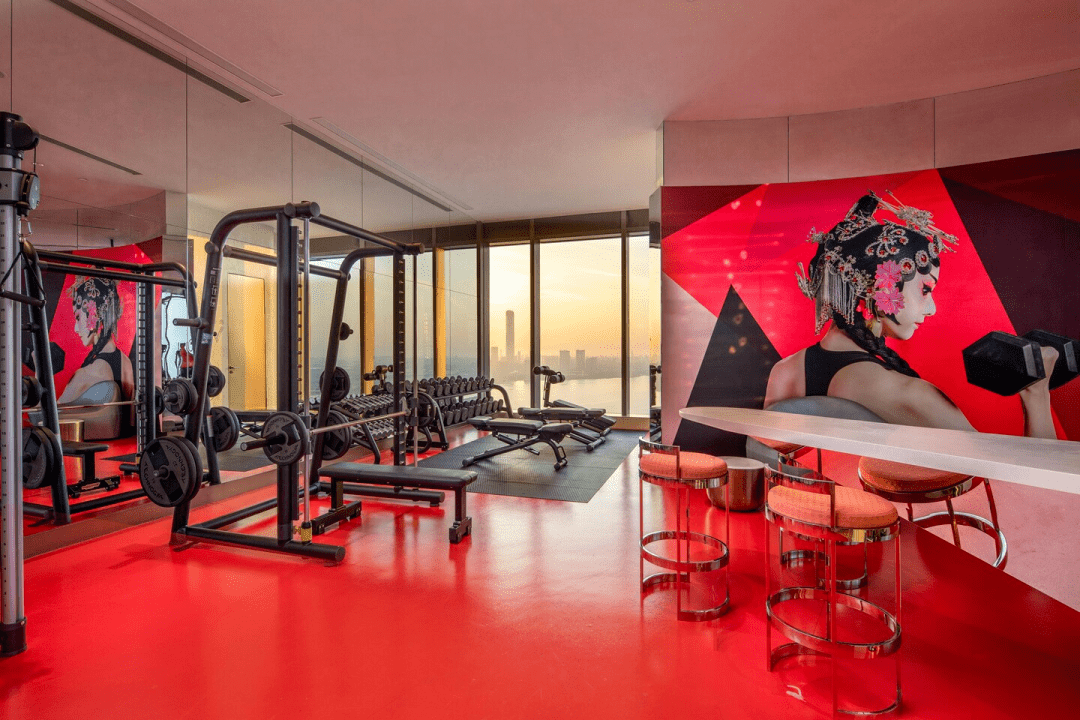 上海东方滨江大酒店说到上海酒店的健身房,那就不得不提一提健身房的