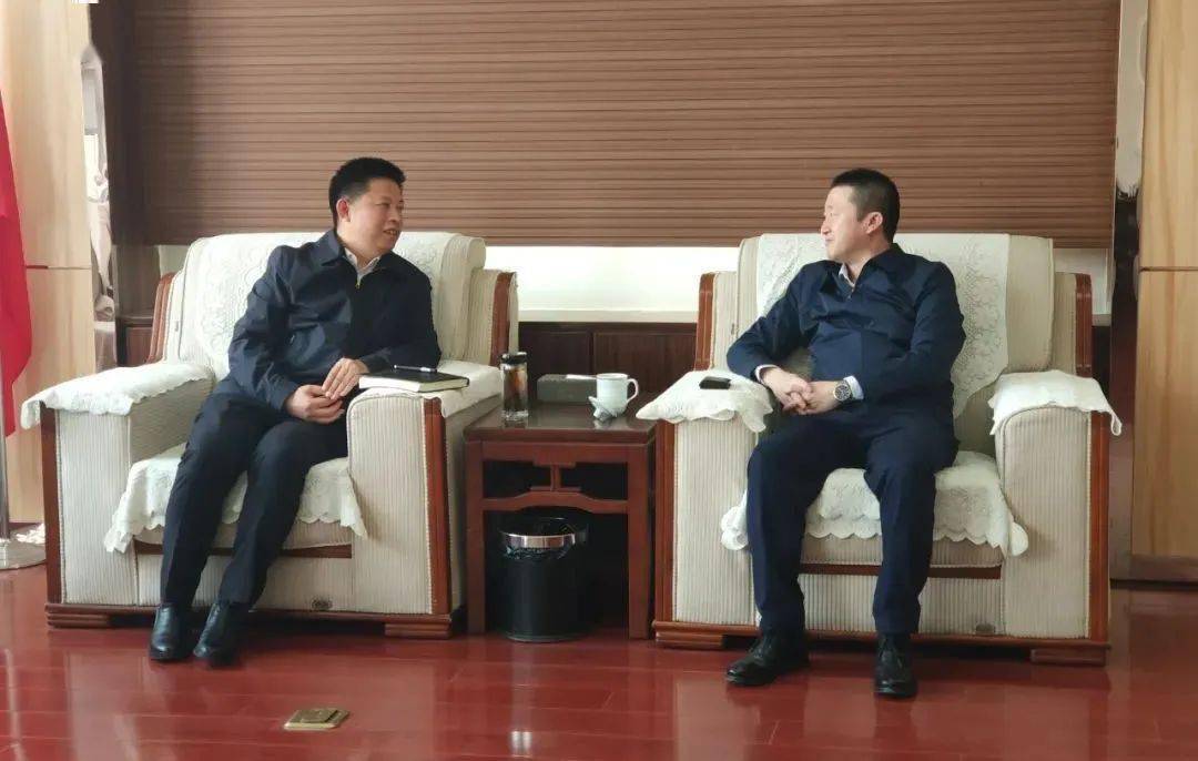 赵凯常务副会长与房县县委书记纪道清座谈交流房县县委书记纪道清