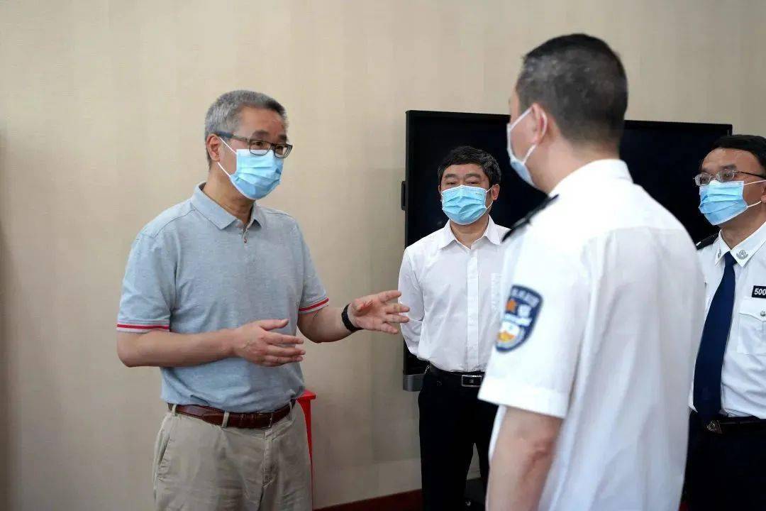 种及灵赴基层监狱检查指导疫情防控工作