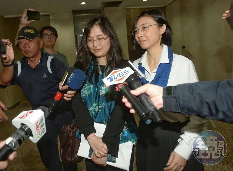 名利场||甘为红颜知己20年终梦碎,这年头还有不爱江山爱美人的男人吗?_吕安妮_王文洋_王永庆