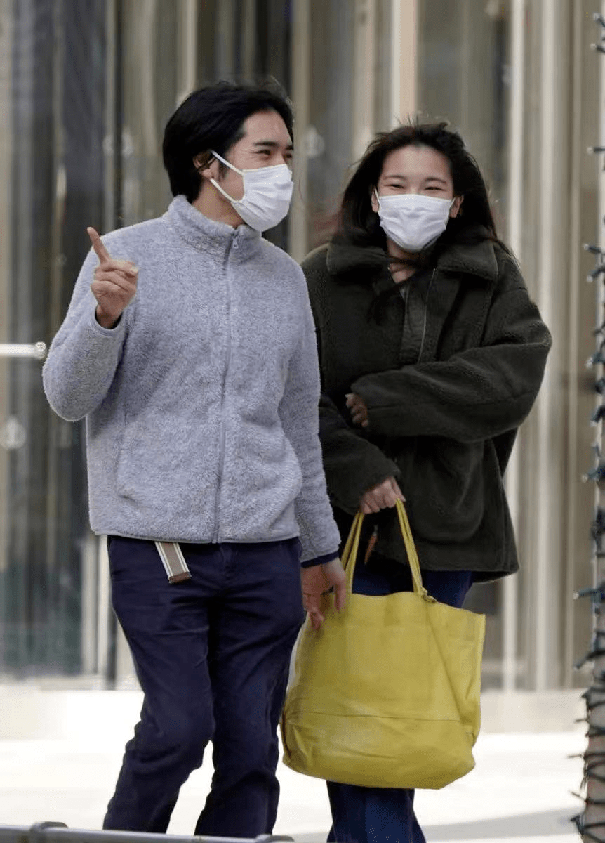 300米近探日本皇室成员的生活_明仁_公主_投资