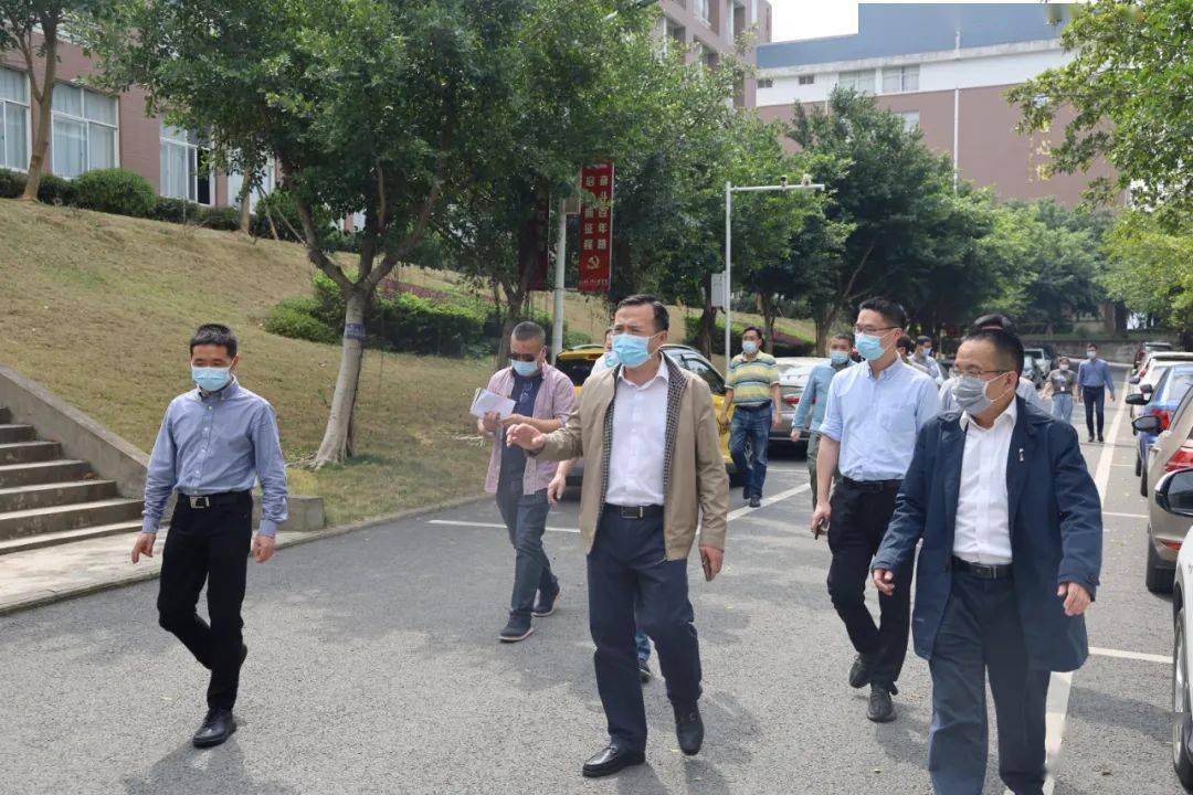 长乐区副区长陈航星到福州外语外贸学院督导检查疫情防控工作