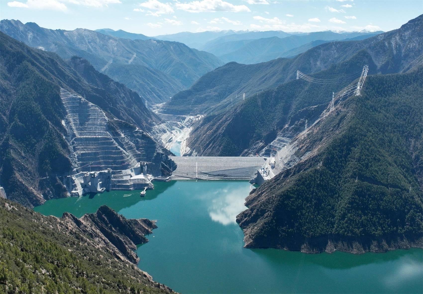 雅砻江两河口水电站全部机组投产发电工程创9项世界之最