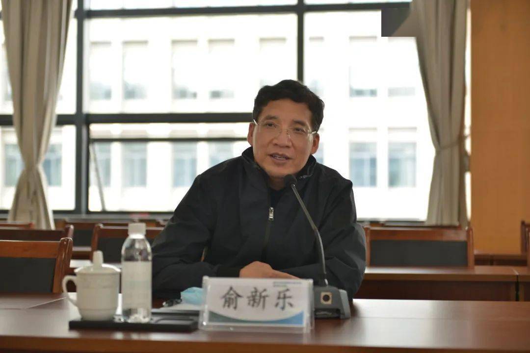 省卫健委副主任俞新乐来兰指导疫情防控工作