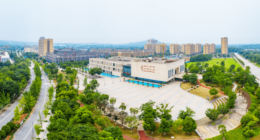 今天,小编要为大家介绍的三个惠民卡积分打卡点都位于长兴县泗安镇