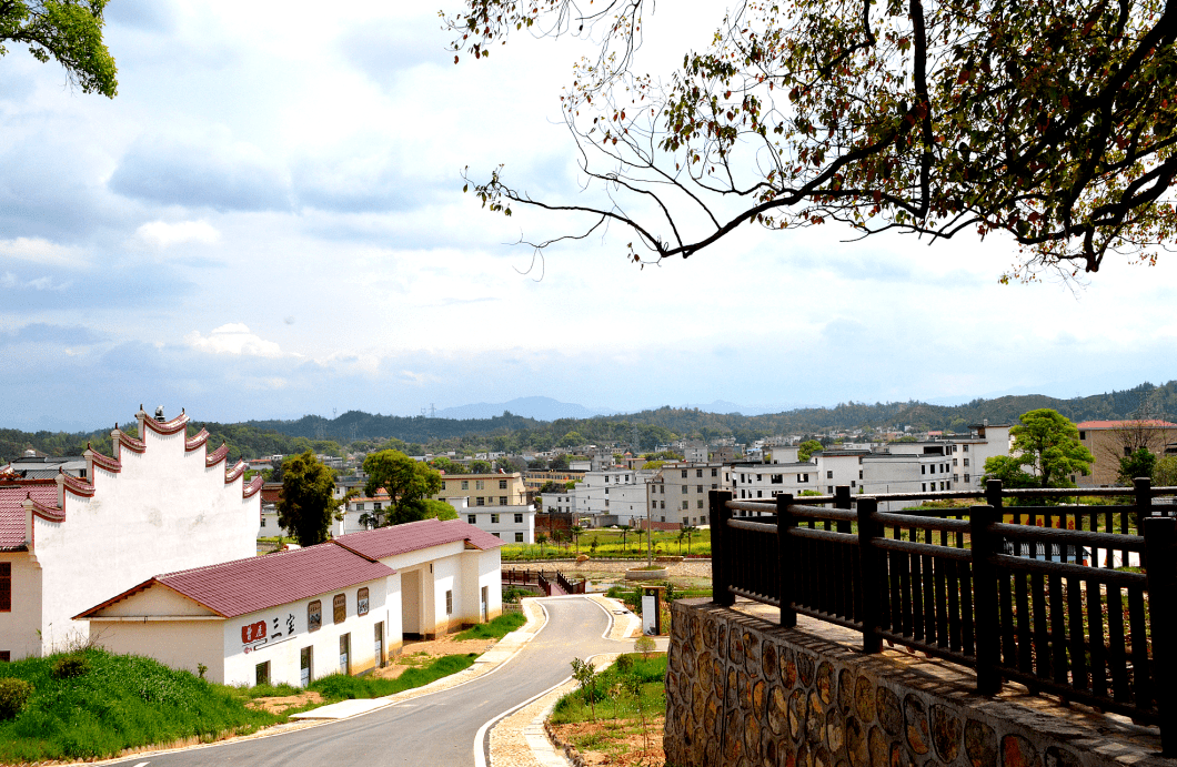 于都马脑寨风景区图片