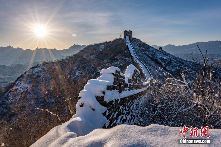 春雪|当春雪和阳光相遇在金山岭长城