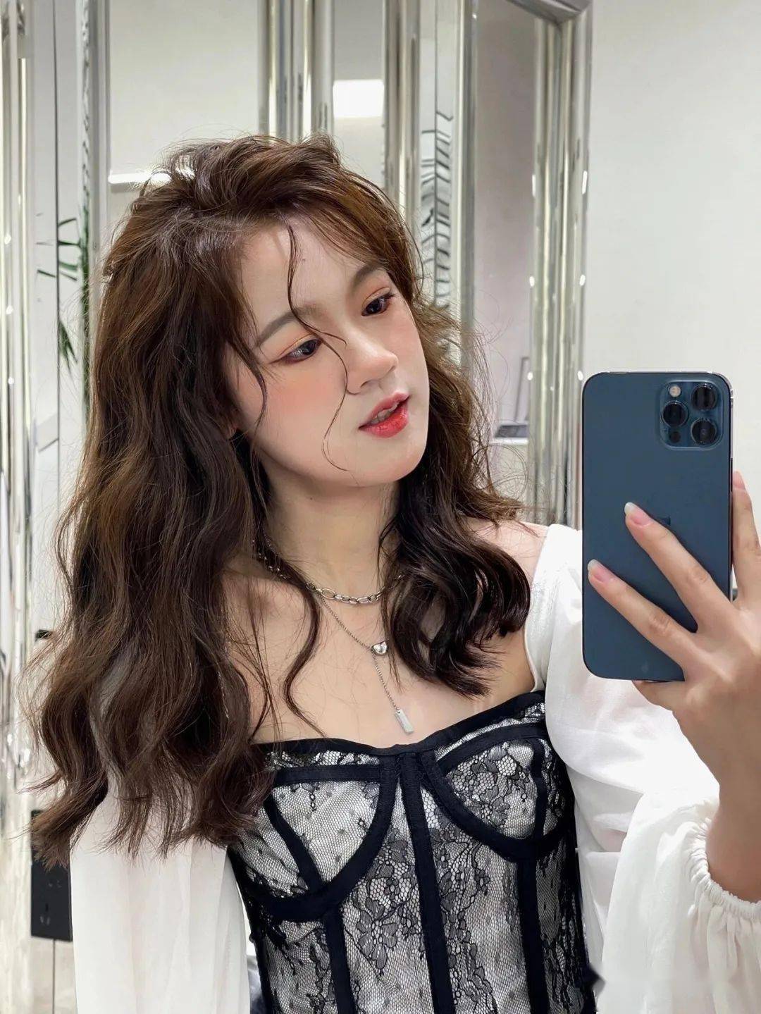 春风吹不乱的发型"免打理法式烫发"(懒人必备)_卷发_气质_自然