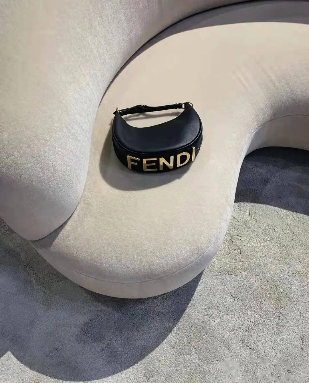 Cagole买不起大牌包？这些平替也很香