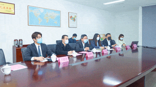 “跨屏”落地！两大总部基地！