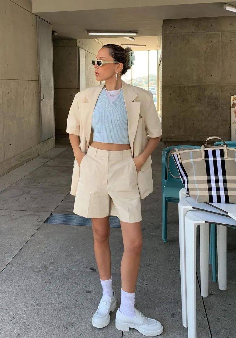 春夏 春夏通勤怎么穿？这7种搭配，让你又飒又高级！