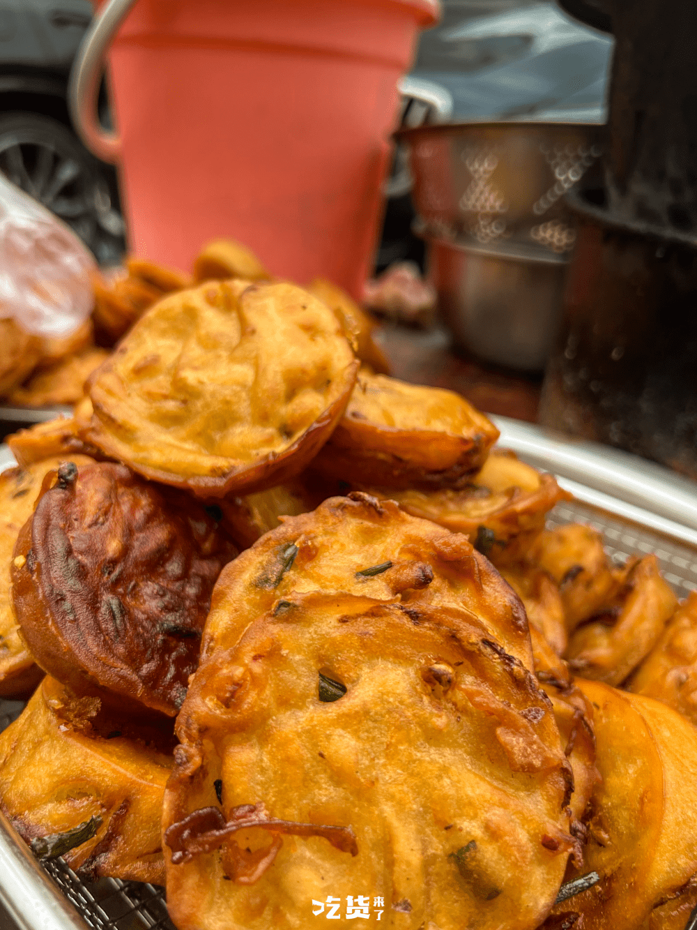 快看冰墩墩的亲戚油墩墩