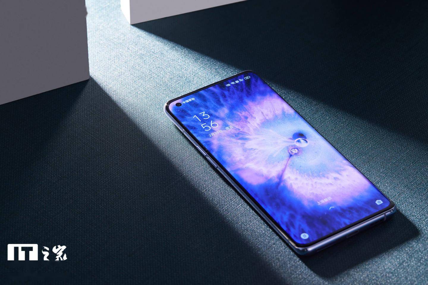 比大杯便宜 2000 元，值得买吗？OPPO Find X5 深度评测