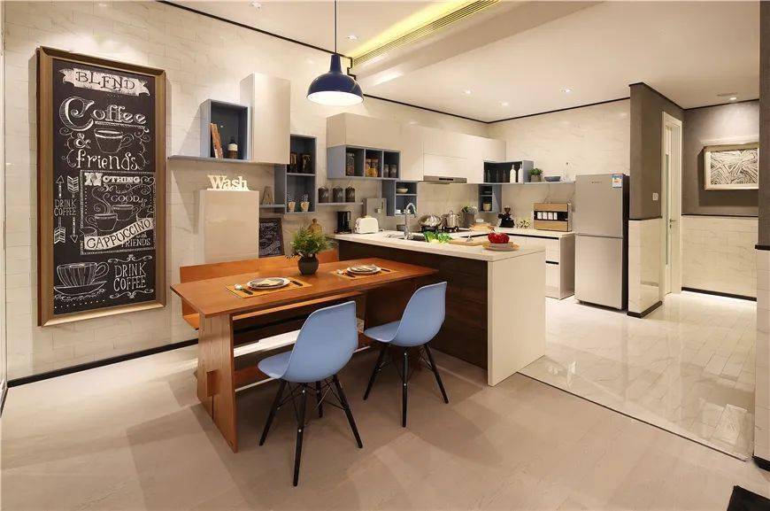 厨房(开放式厨房),横厅等概念,其实都是客餐厨一体化设计的体现,也