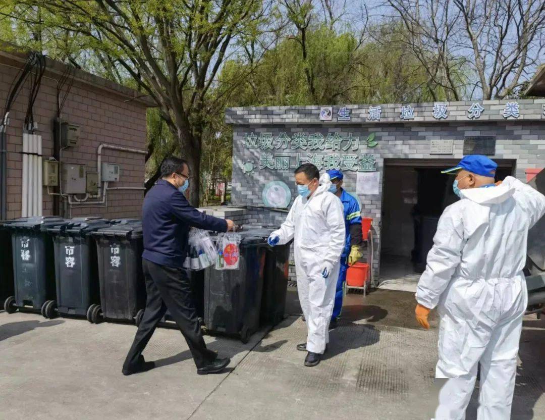 镇领导慰问防疫一线工作人员,志愿者及社会各界人士_防控_疫情_胡晓岚