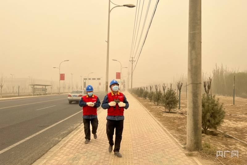 新疆和田地区发布沙尘暴橙色预警