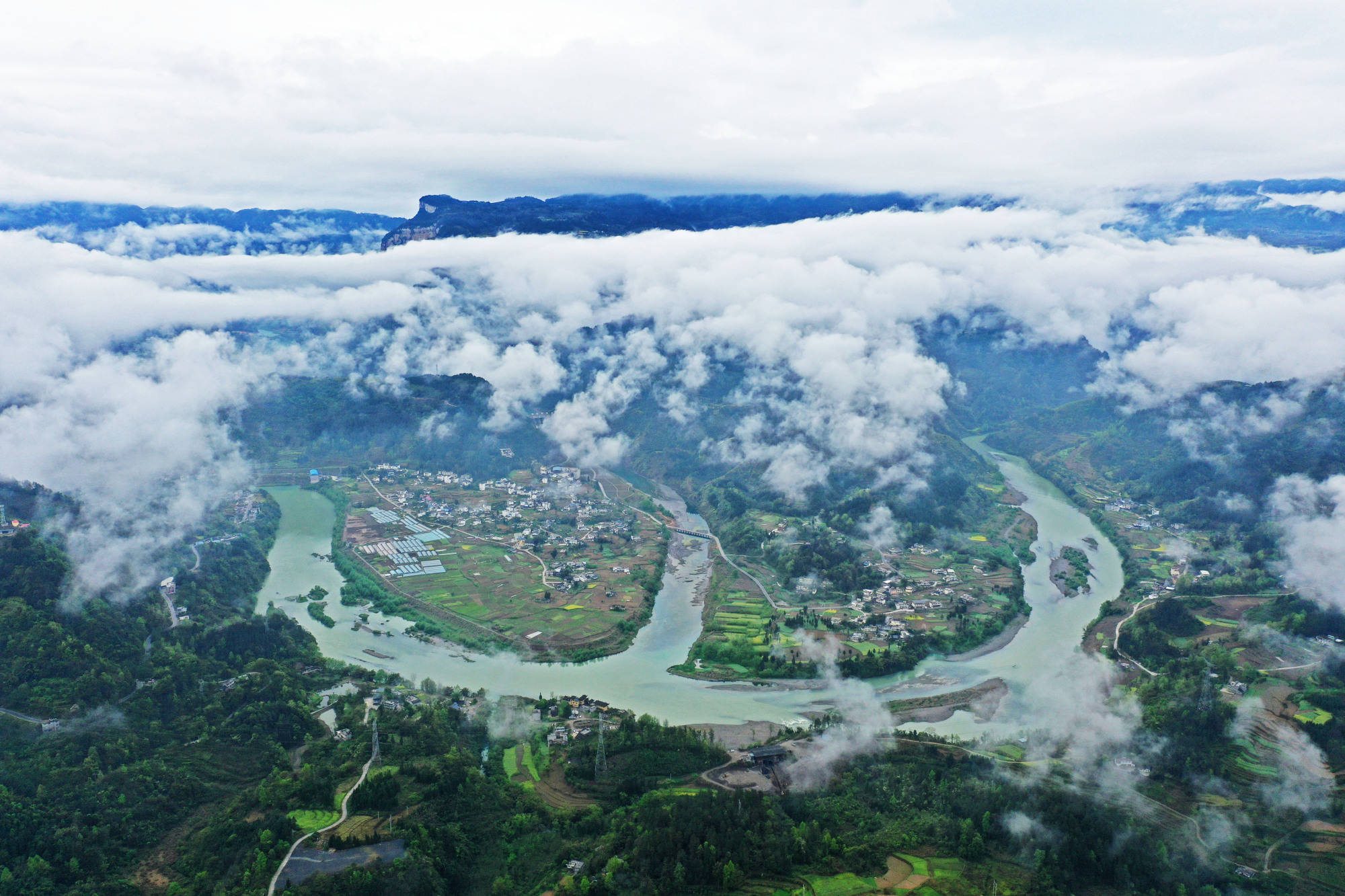 乡村振兴看重庆彭水雨后田园美如画
