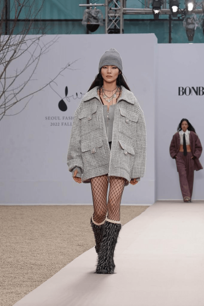 李相 2022年秋冬首尔时装周线上线下并行