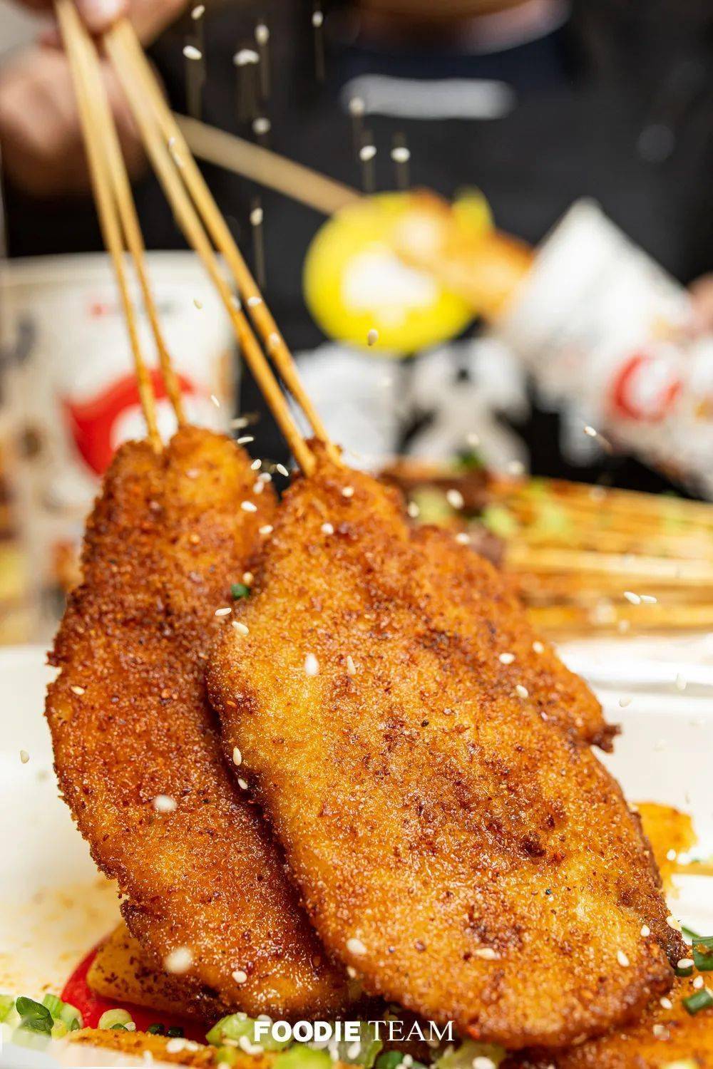 全国超2000家的夸父炸串巨野首家今天试营业进店消费可享受88折