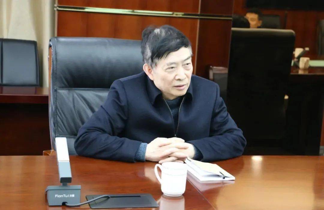 孙康同志要求全市公安机关一要积极担当作为,勇做服务企业发展"排头兵