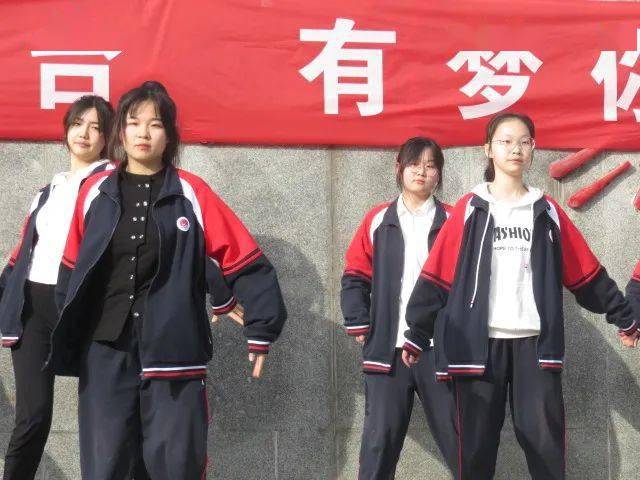 促进学生健康发展,2022年3月26日下午,沭阳县修远中学高一年级在校园