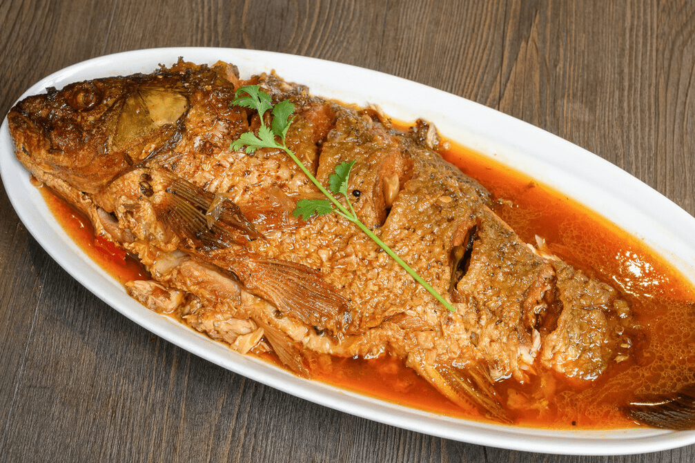 炖鱼要想鲜美不腥,不用乱放调料,谨记2个诀窍,不腥气格外香_腥味_鱼肉