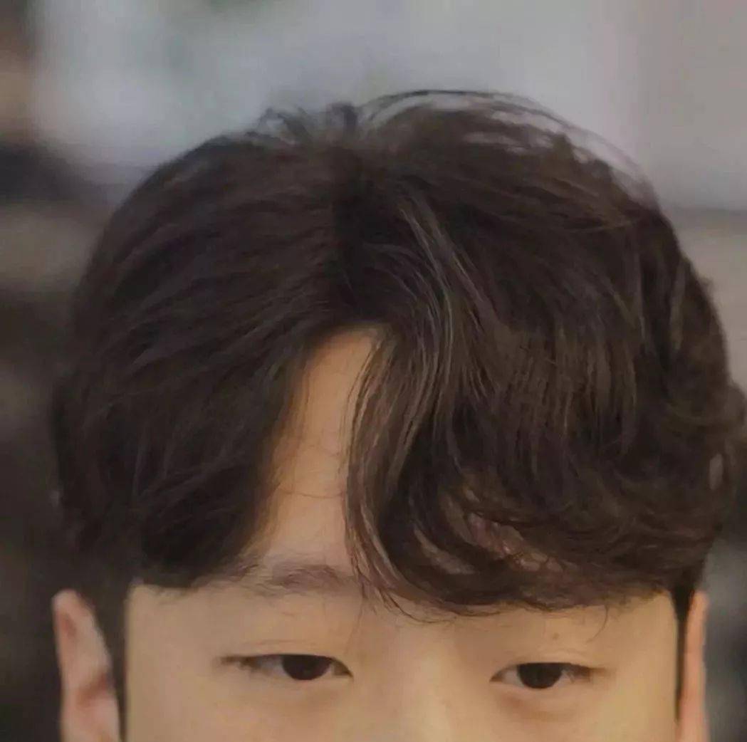 卷发男春季必备
