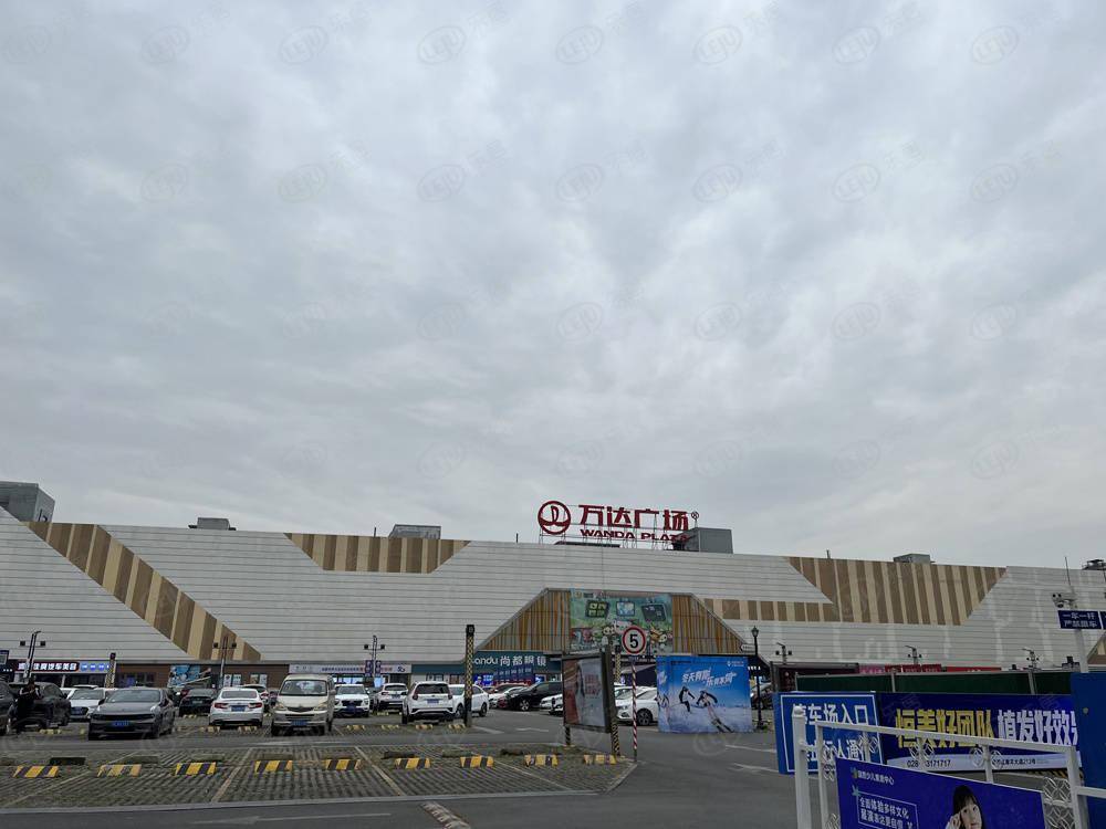 6969双流万达广场实拍6969海滨城实拍公园:距离项目较近的有