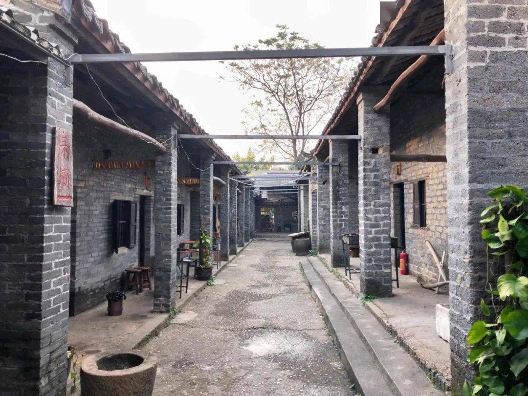 1399元抢【美丽南方&榄树园生态农庄】门市1904/2884元的烤羊烧烤套餐