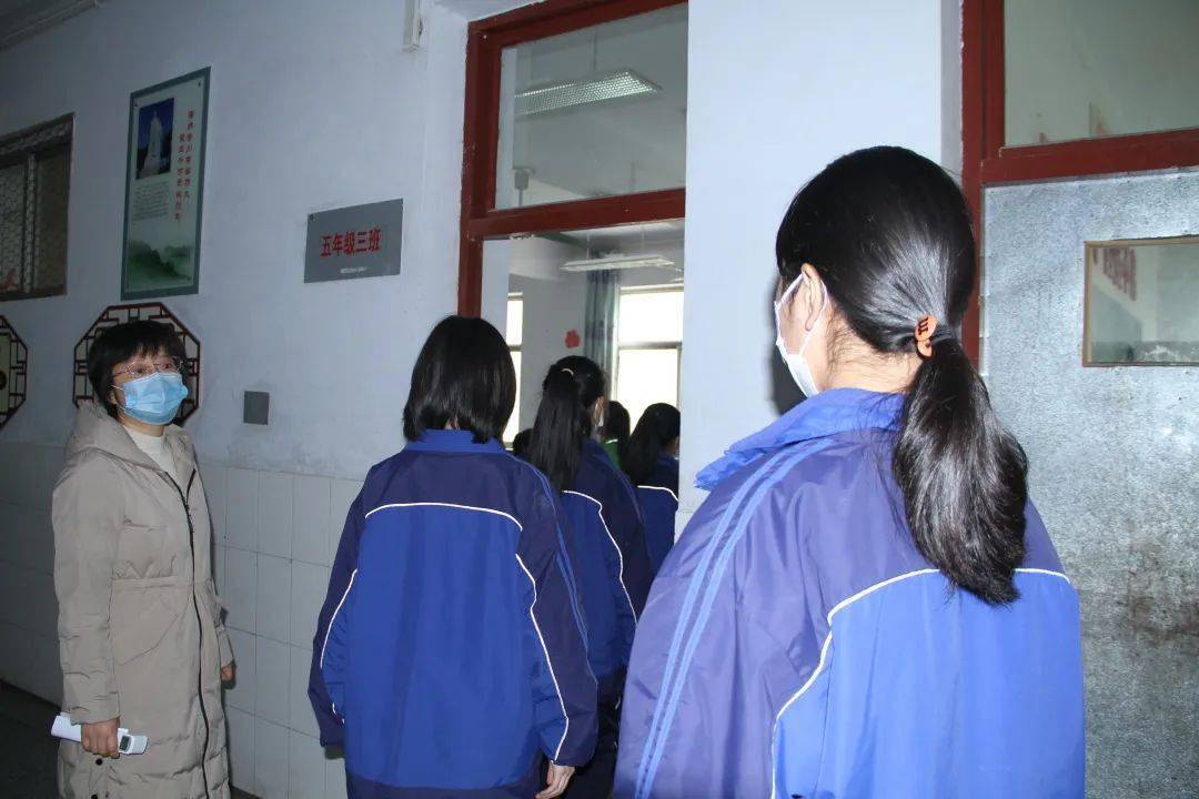 盐化中学开展疫情防控应急演练