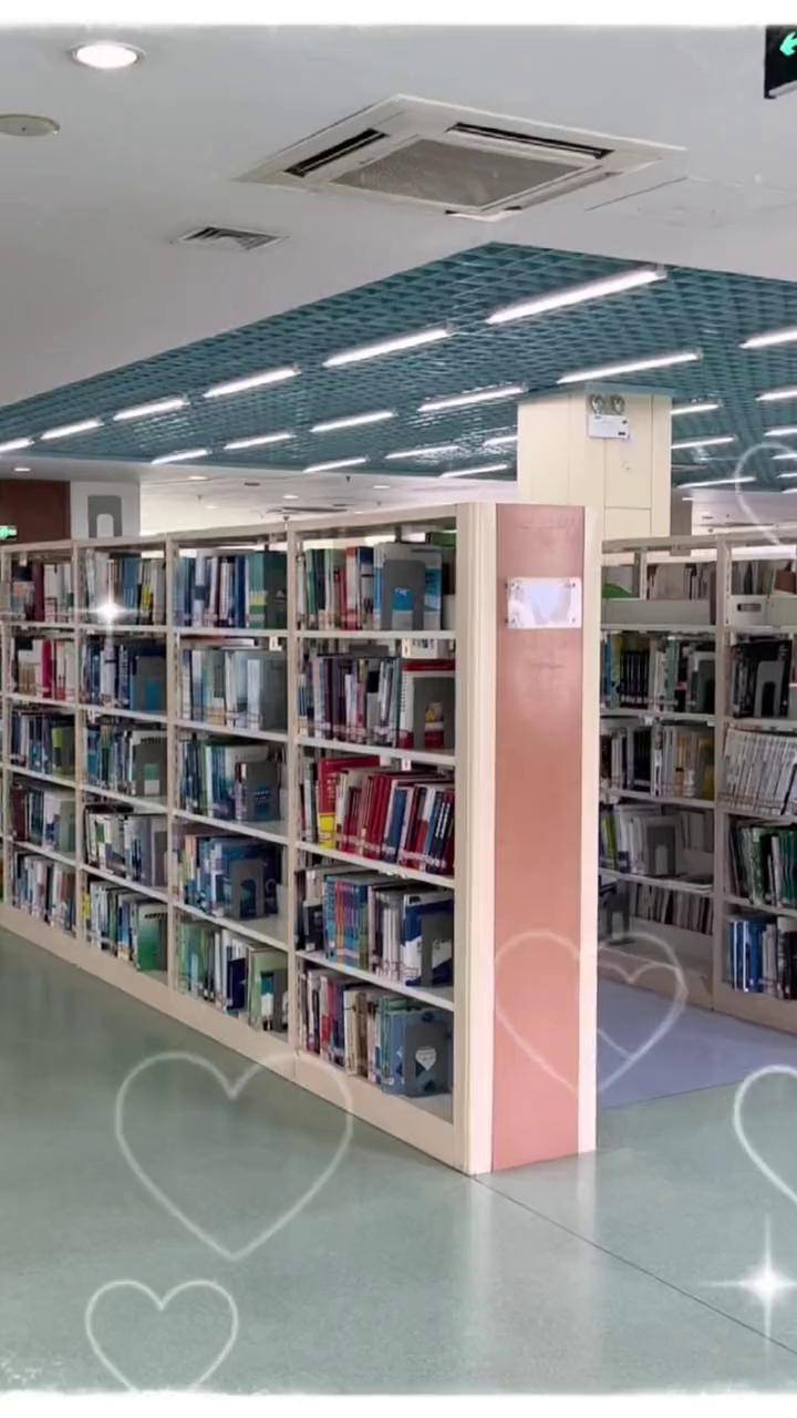 武昌理工学院图书馆国内高校中一流的图书馆建筑面积352万余平方米