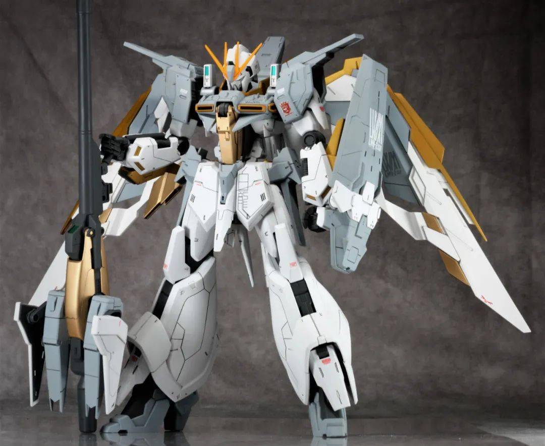 re林德虫配飞翼ew翅膀,白金改色_高达_公众_来稿