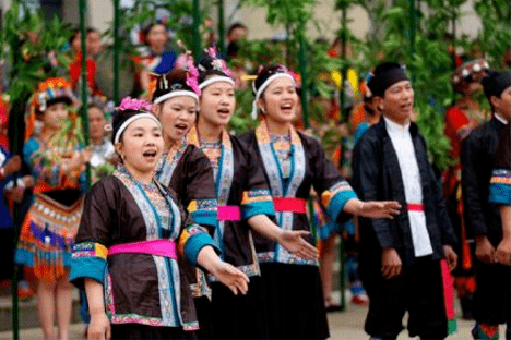 今年三月三一起云过节