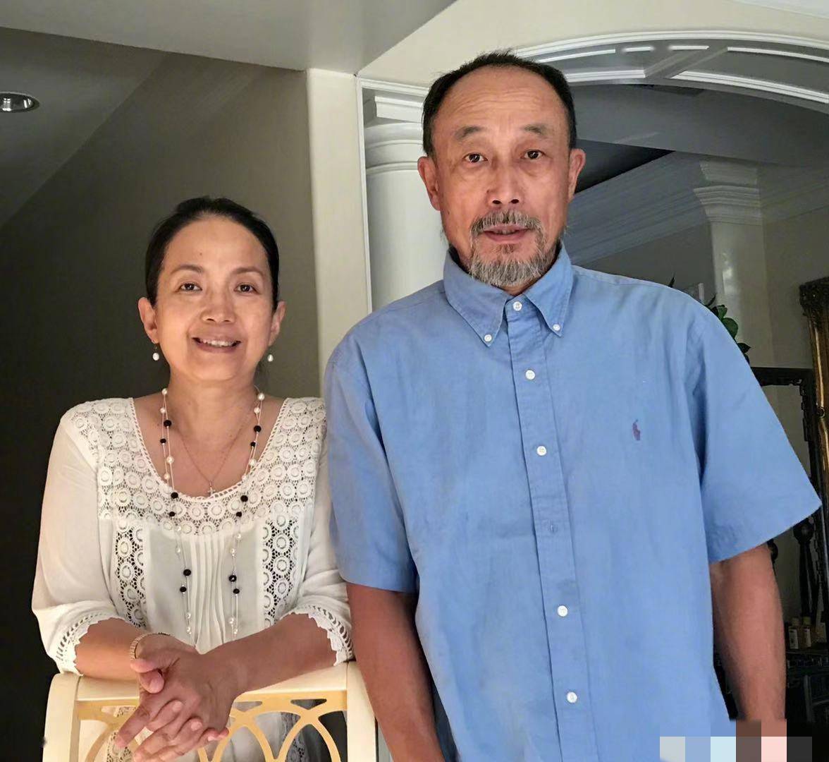 众所周知,吕丽萍一共结过三次婚,孙海英是她的第三任丈夫.