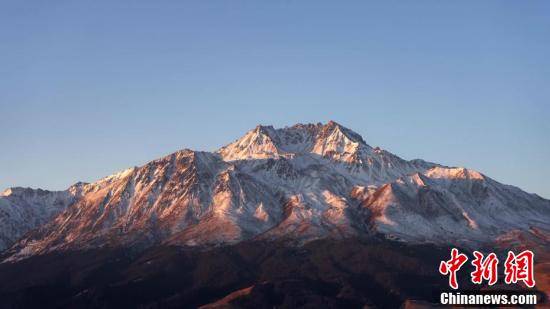 春雪祁连山 来自海拔5000米的纯净与磅礴