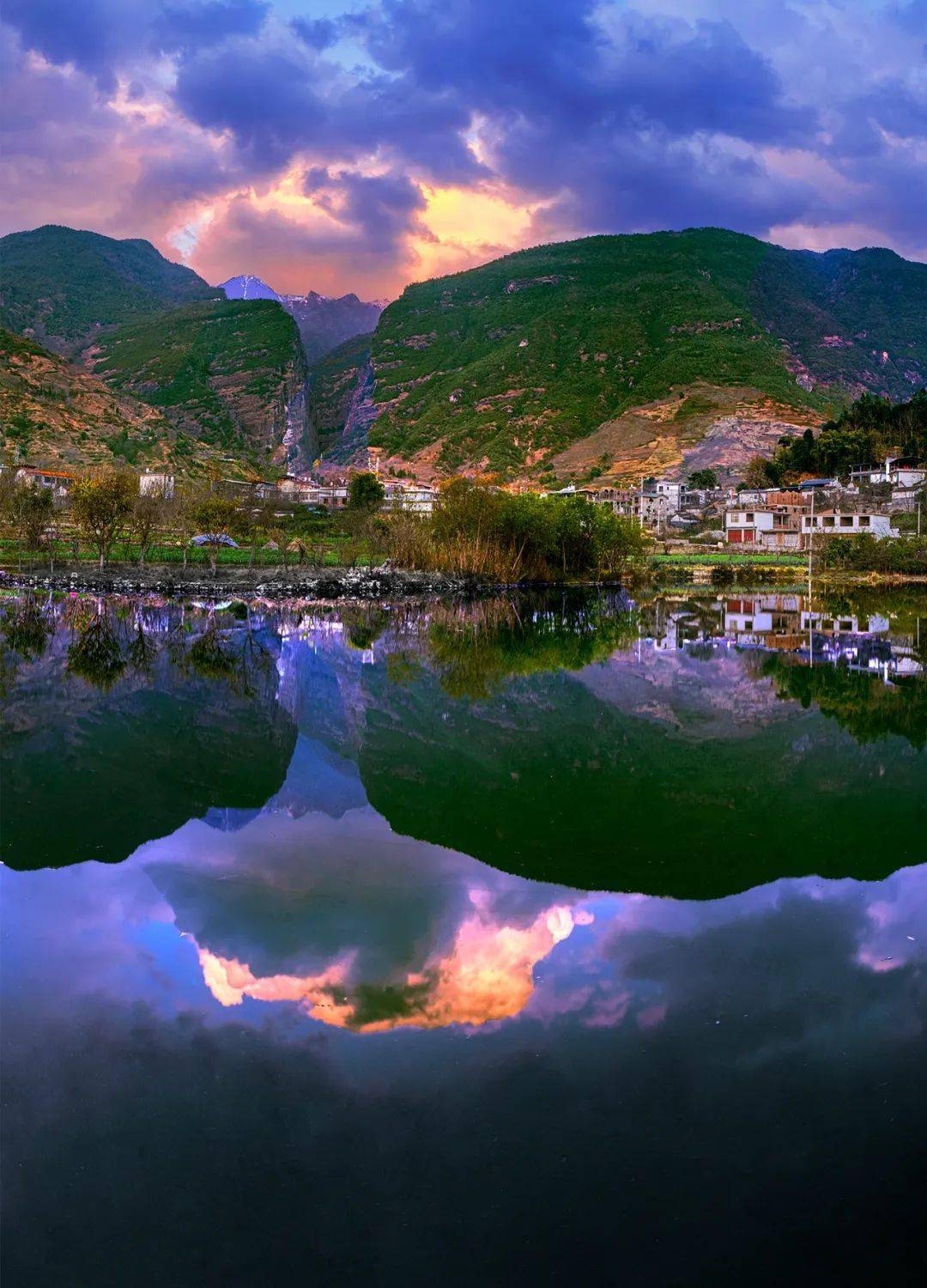 人间四月清明天 石门关踏青赏花正当时