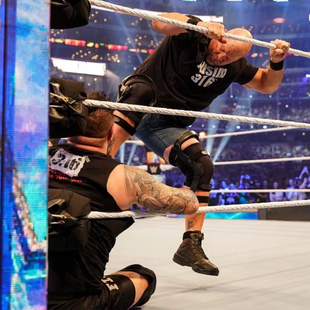 wwe摔角狂热38最完美的拼图冷石奥斯汀终于完成等待19年的比赛