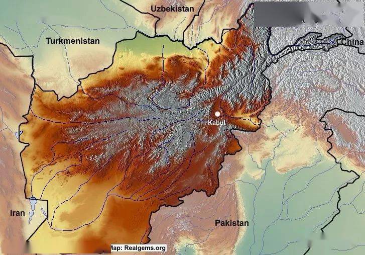 阿富汗四面楚歌却拥有数种高品质宝石的产地