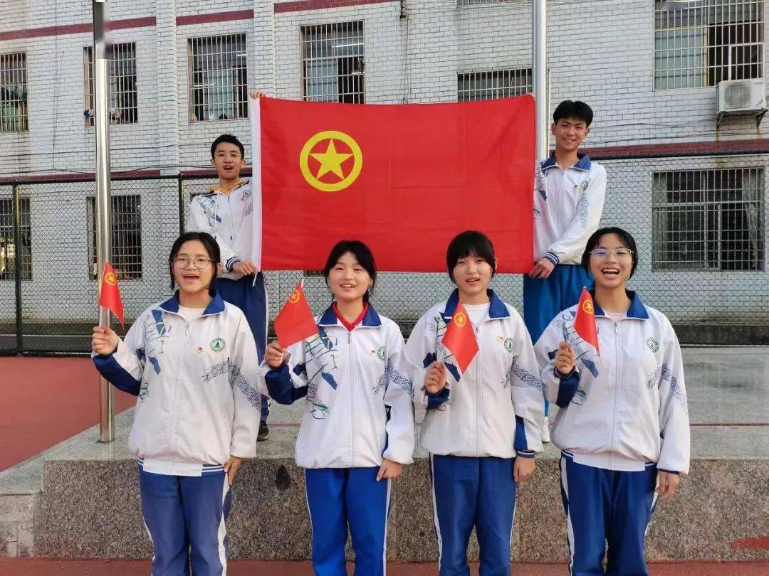 常宁市松柏中学开展喜迎党的二十大庆祝建团一百周年主题教育活动