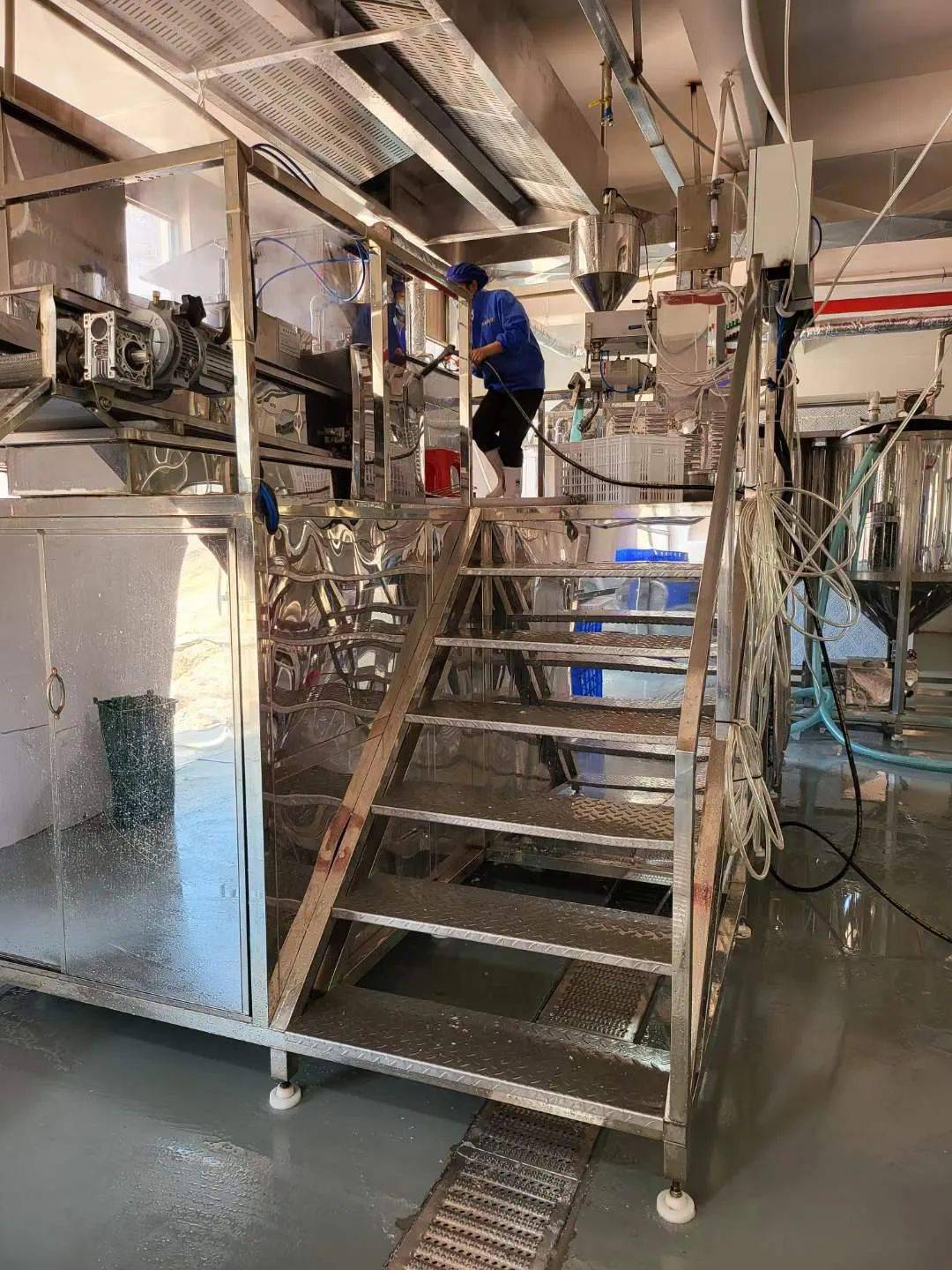 奋进新征程建功新时代台江第一条魔芋食品加工生产线试产成功