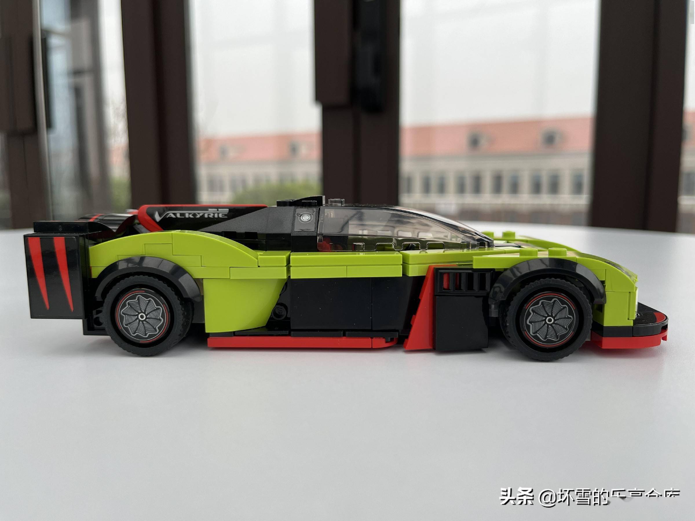 乐高speed速度冠军系列76910阿斯顿马丁双车装图文测评