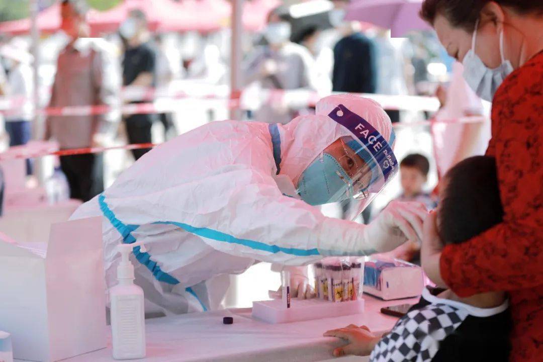 南沙核酸检测的模样,就是平-稳-有-序!_采样_样本_刘伟