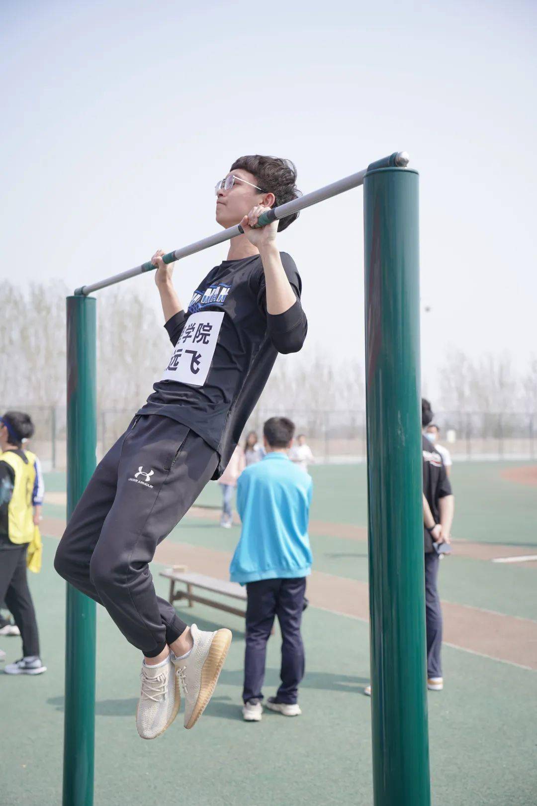 直击运动中航大之引体向上挑战赛比赛现场
