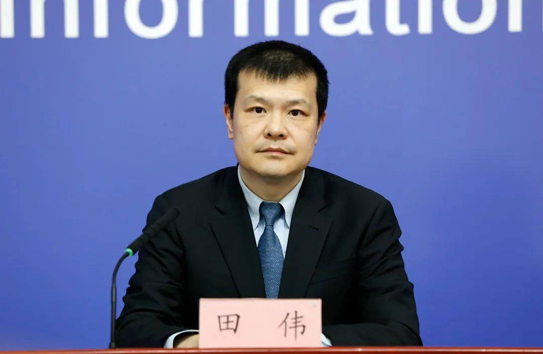 排查锁定病例所涉风险点位和风险人员,确保不漏一人