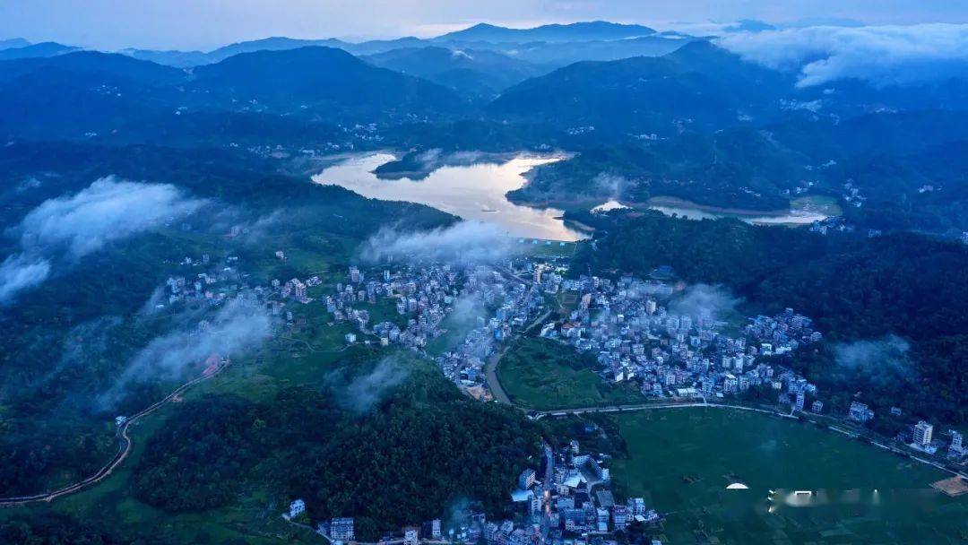 信宜市尚文水库掠影